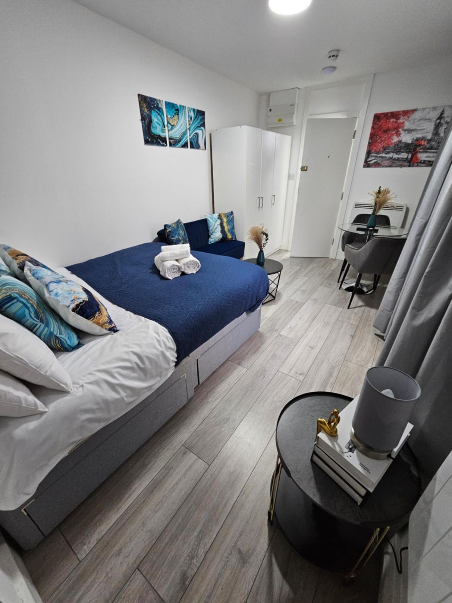 Cozy Ground-floor Studio, Excellent Access *