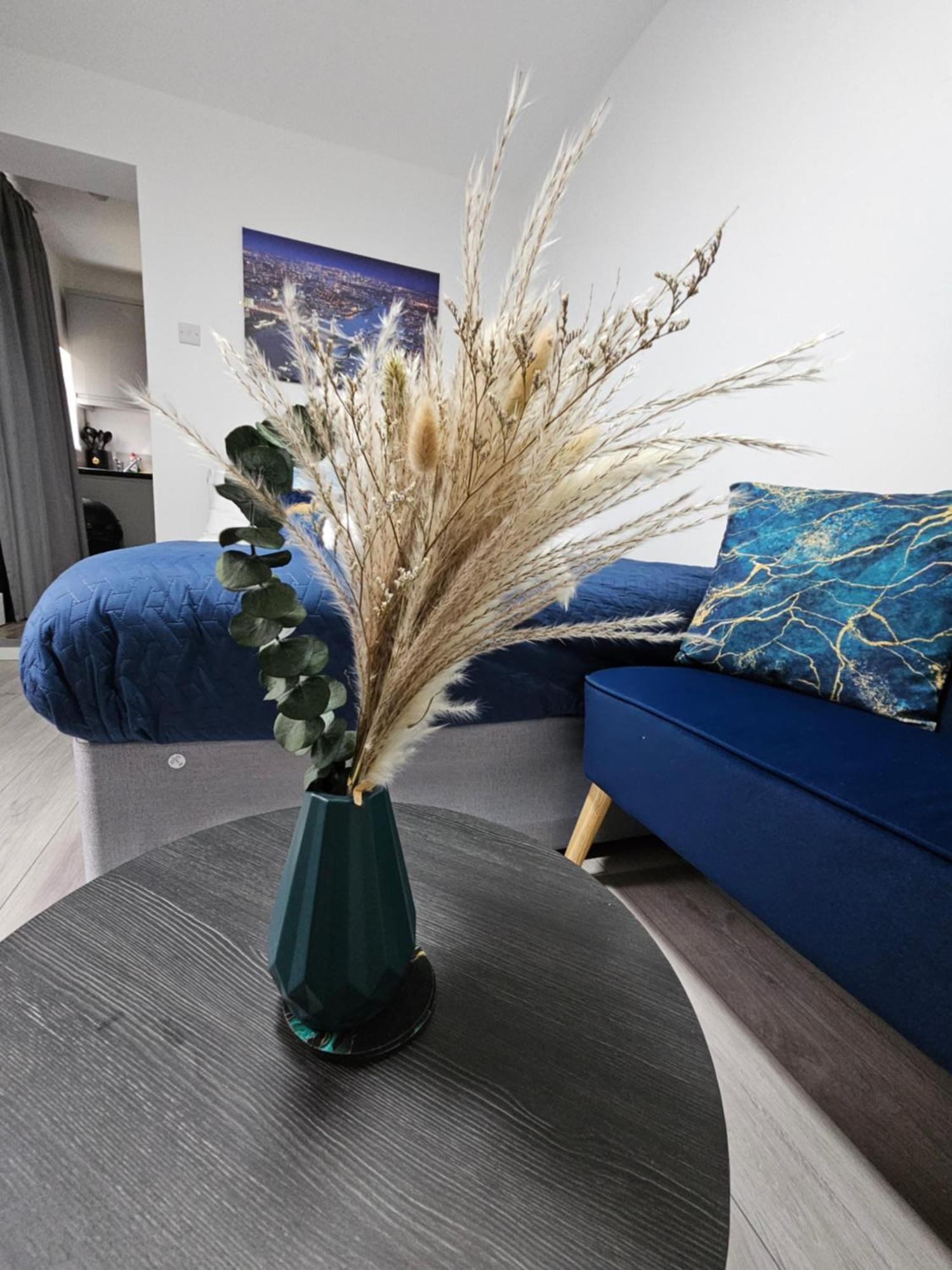 Cozy Ground-floor Studio, Excellent Access Londres
