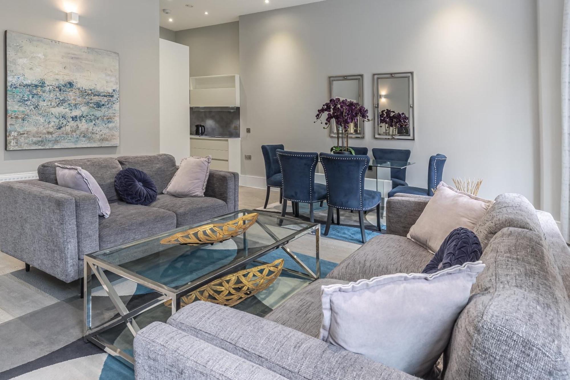 Street Residences By Aeria Apartment