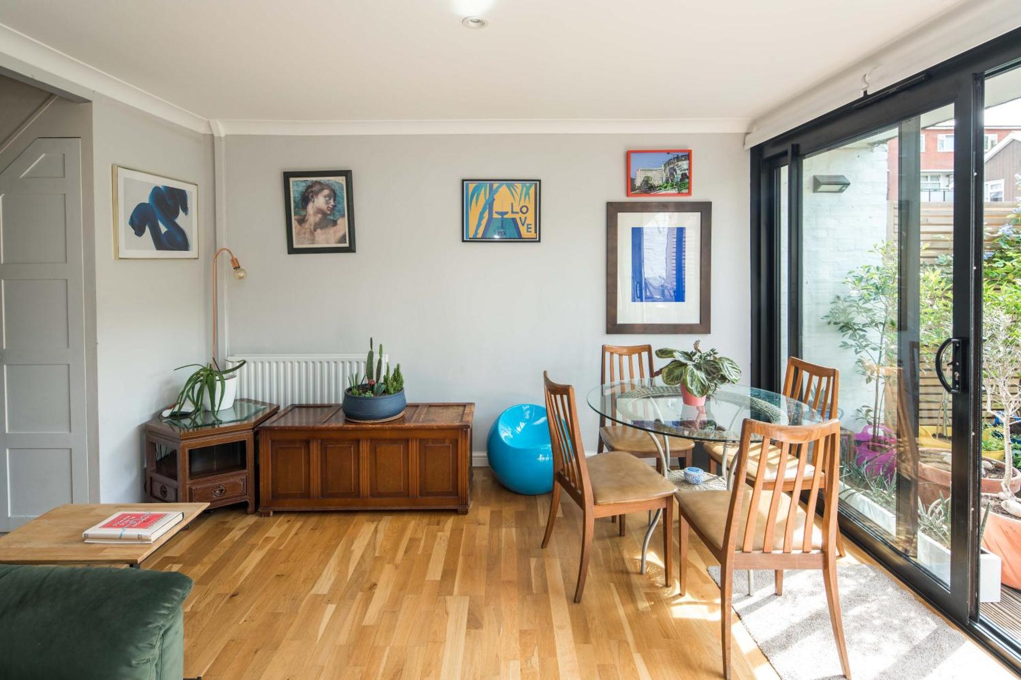 Kennington 3br Haven, Dog-friendly & Zone 1 Location * London