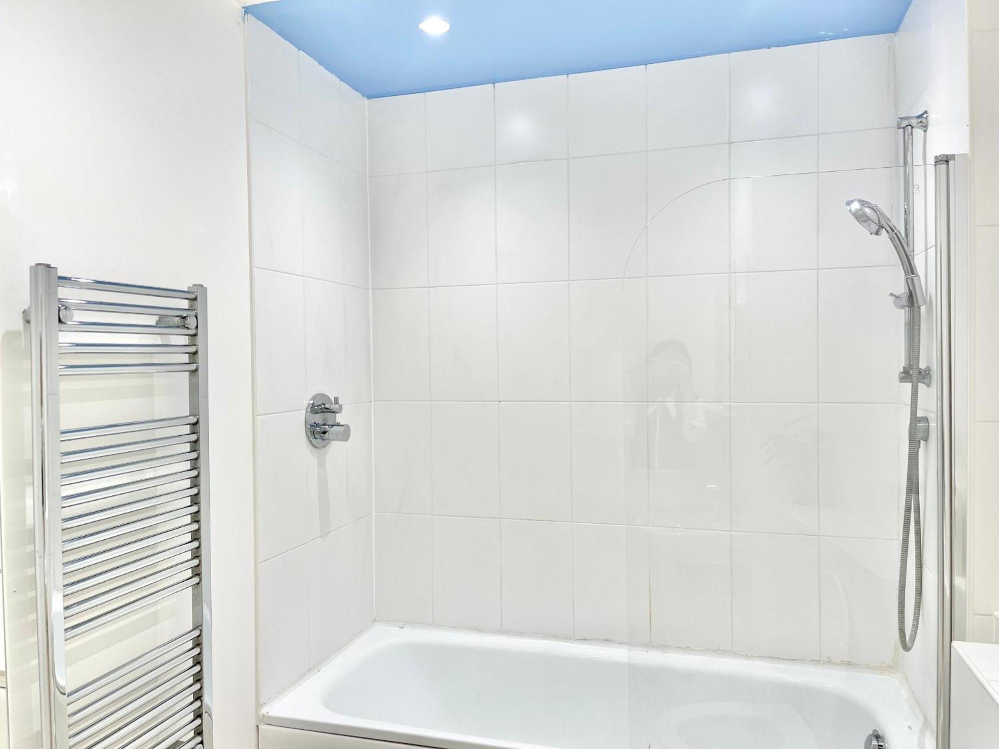 Modern Patio Flat Close To Tower Bridge