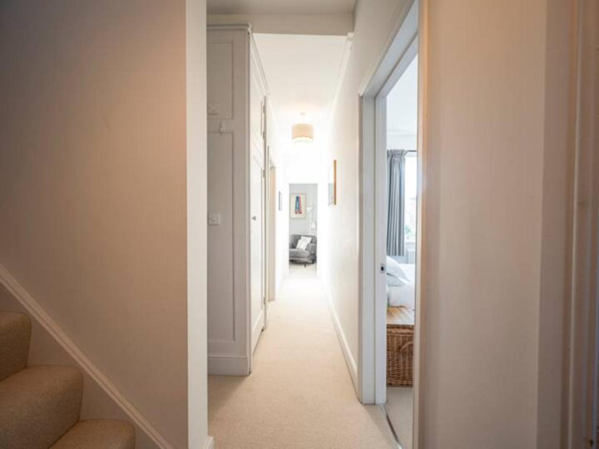 Pass The Keys Spacious Dulwich Family House With Pool Holiday home