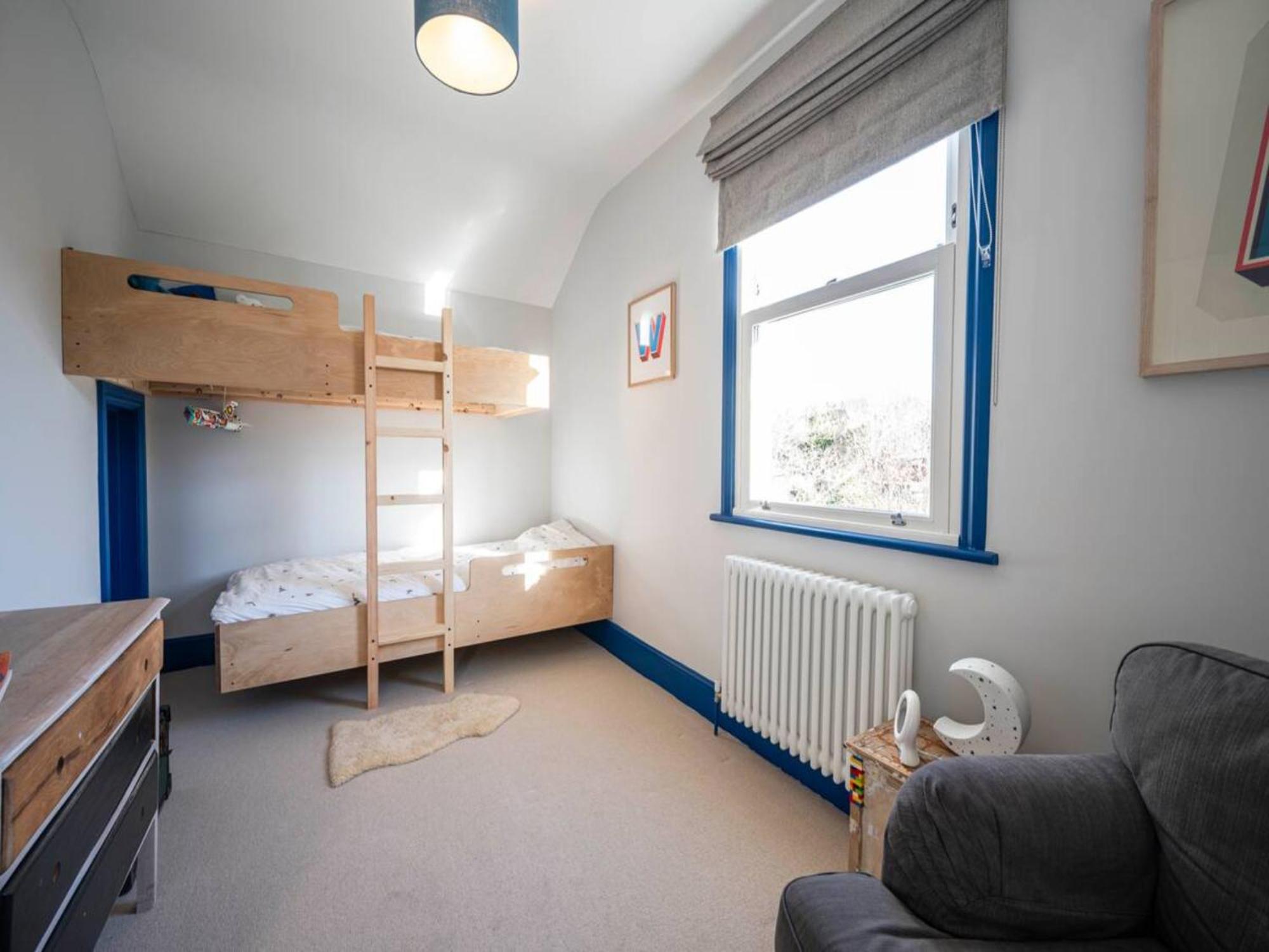 Pass The Keys Spacious Dulwich Family House With Pool Holiday home