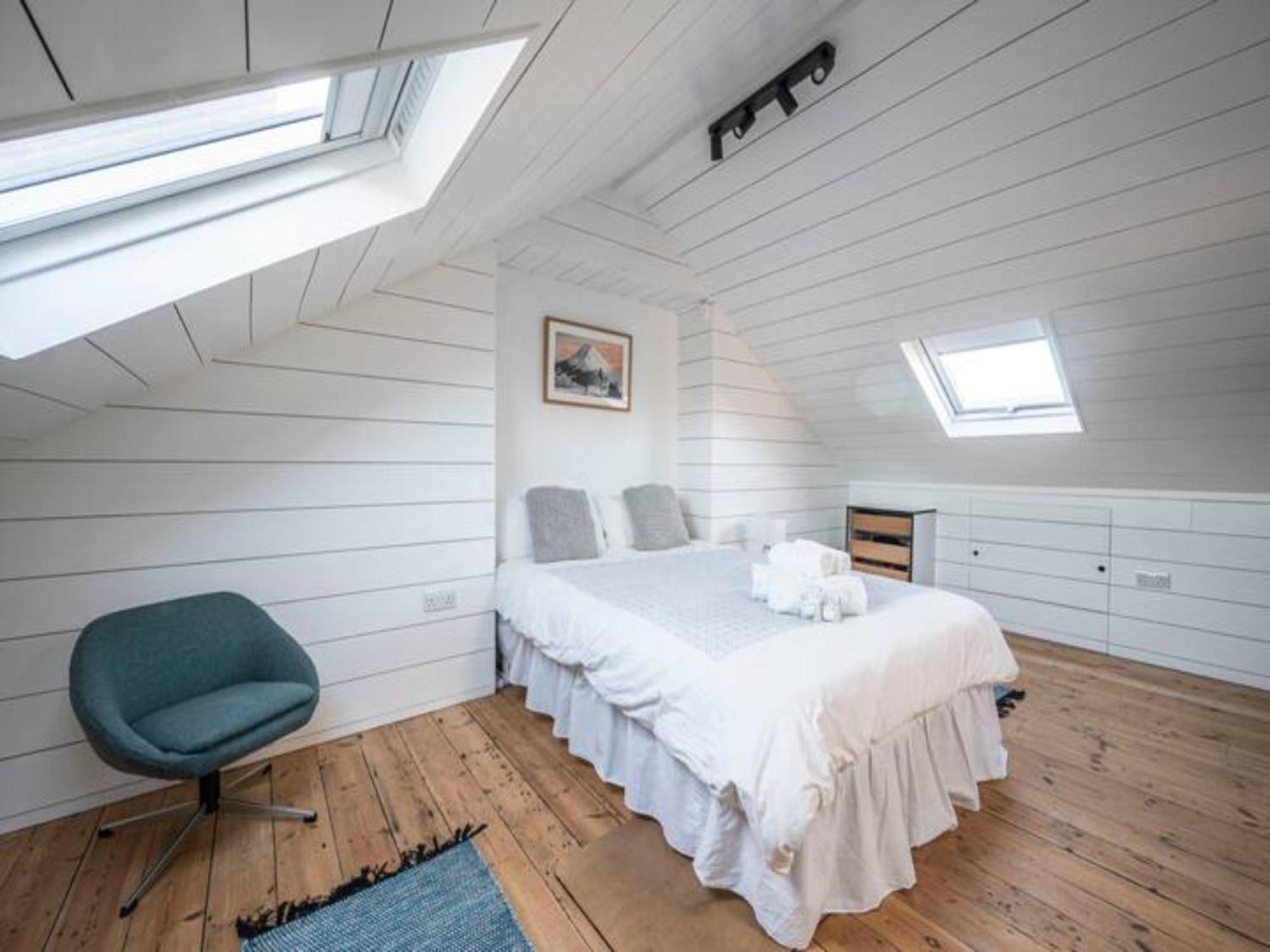 Pass The Keys Spacious Dulwich Family House With Pool Holiday home *