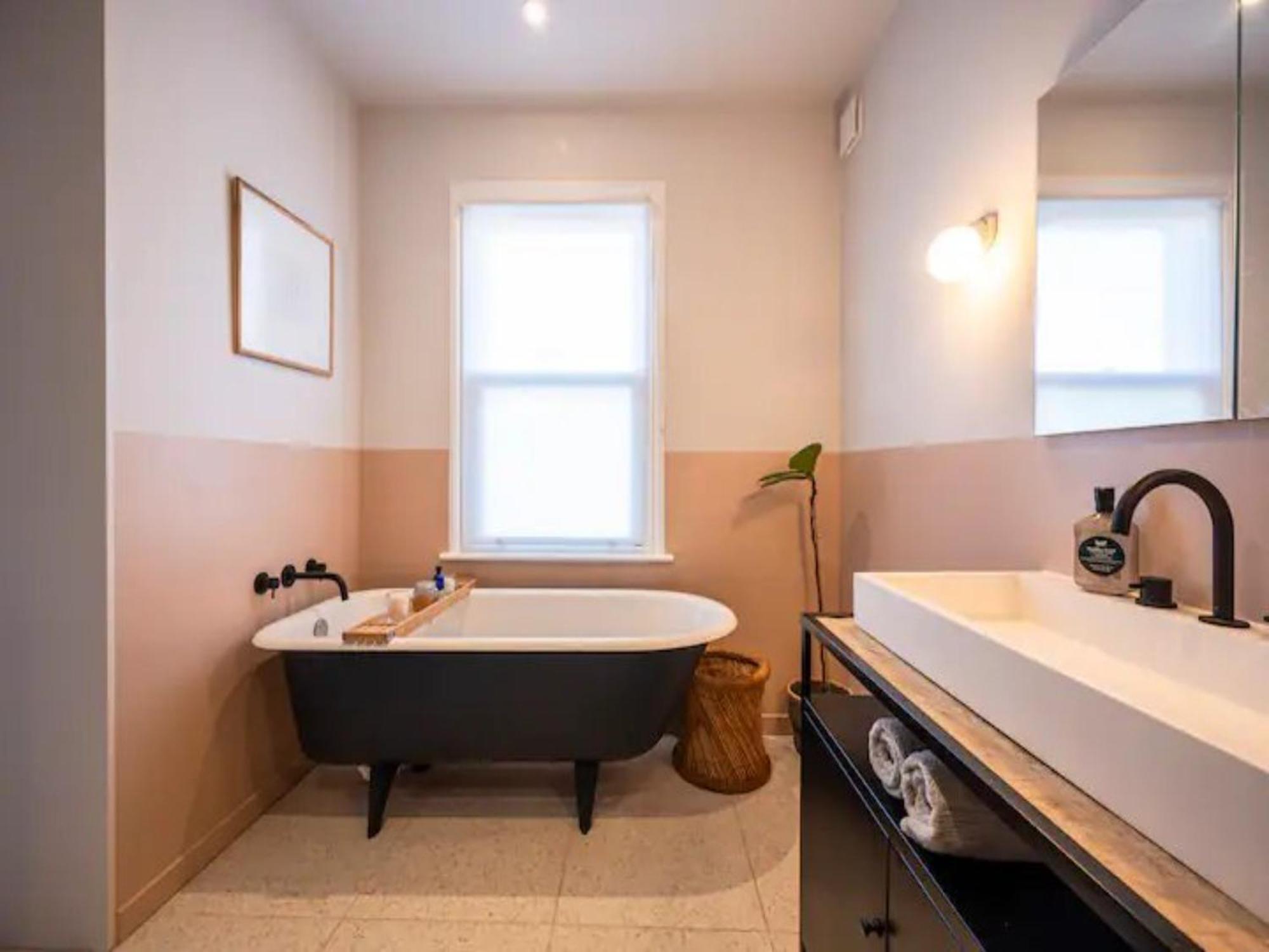 Pass The Keys Spacious Dulwich Family House With Pool * London