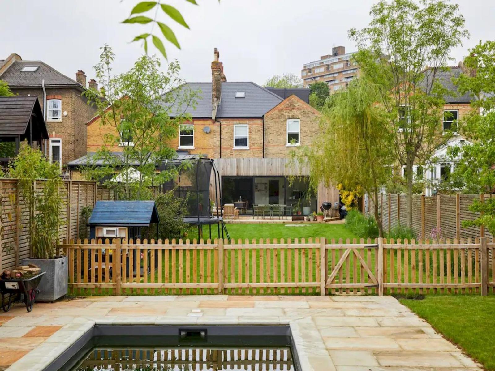 Pass The Keys Spacious Dulwich Family House With Pool Holiday home
