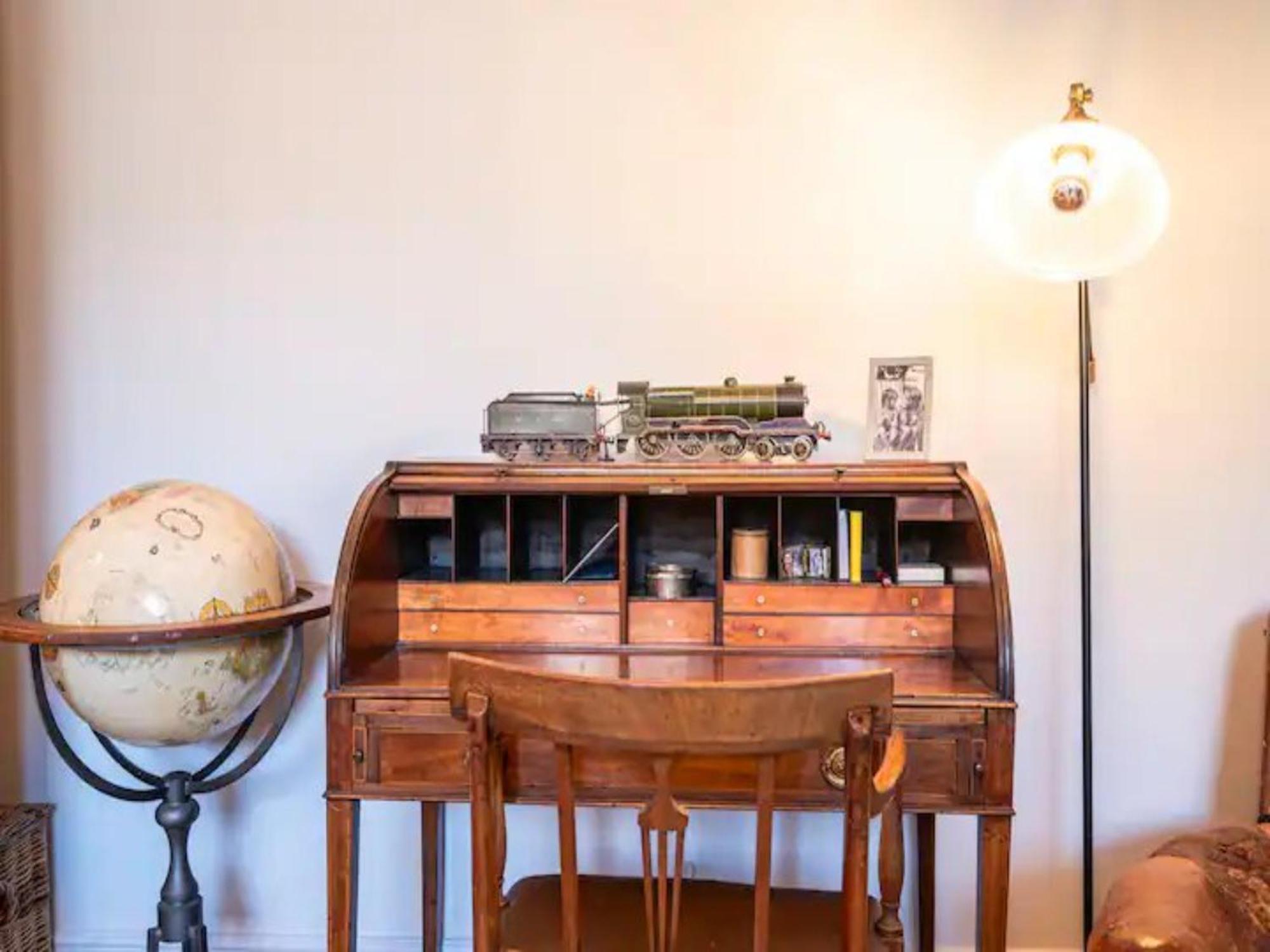 Pass The Keys Spacious Dulwich Family House With Pool Holiday home *