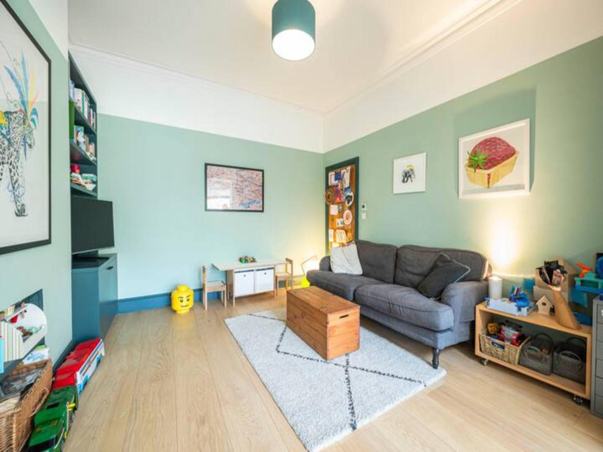Pass The Keys Spacious Dulwich Family House With Pool Holiday home London