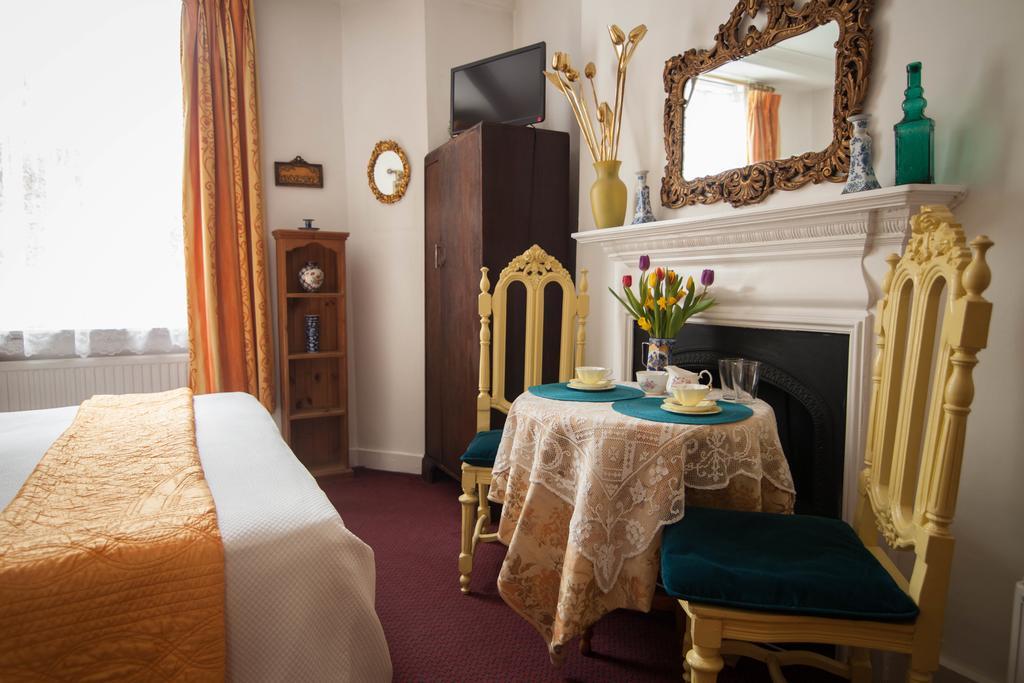 Bed & Breakfast Dawson Place, Juliette's