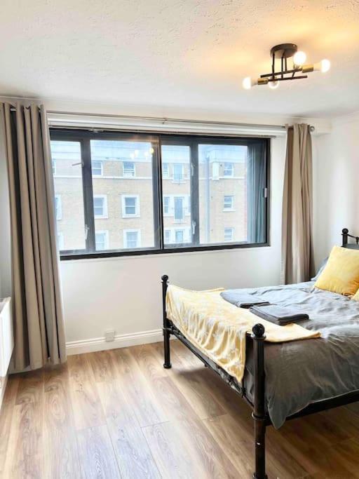Leilighet Luxstay 2br Earls Court Sleeps Up To 10 *