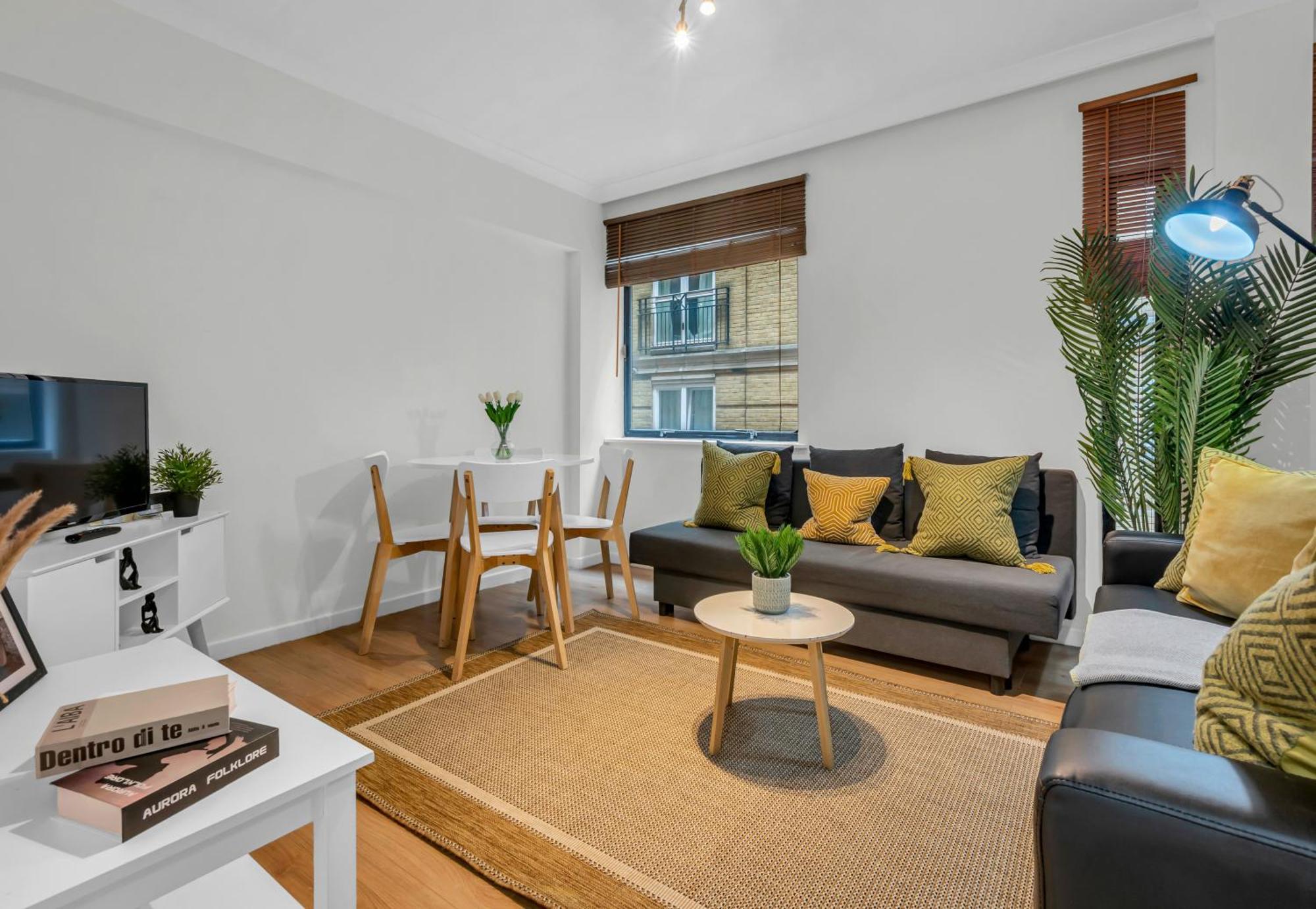 Mysquare Mansion House Queens Quay * Londen