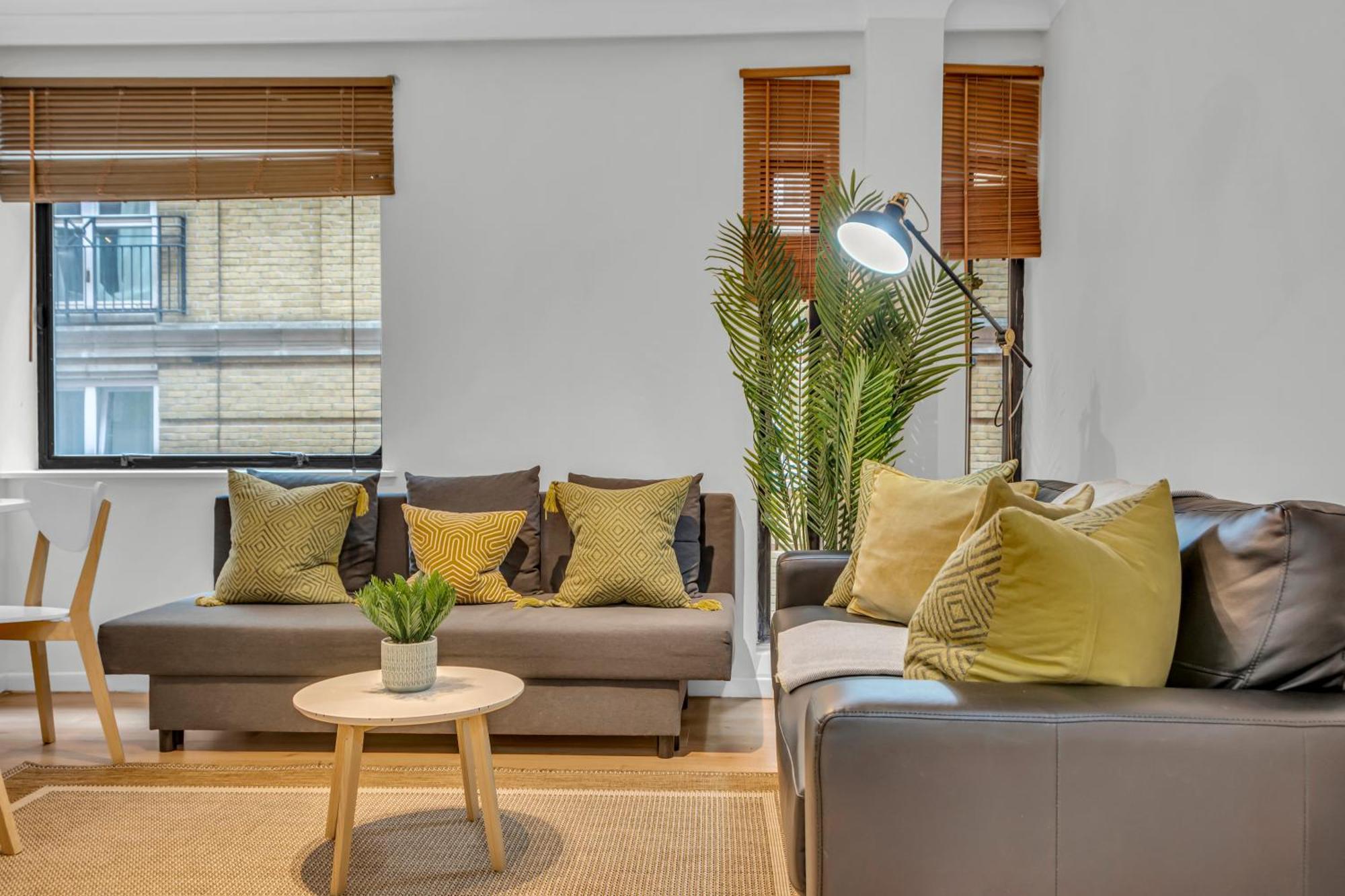 Mysquare Mansion House Queens Quay Londen