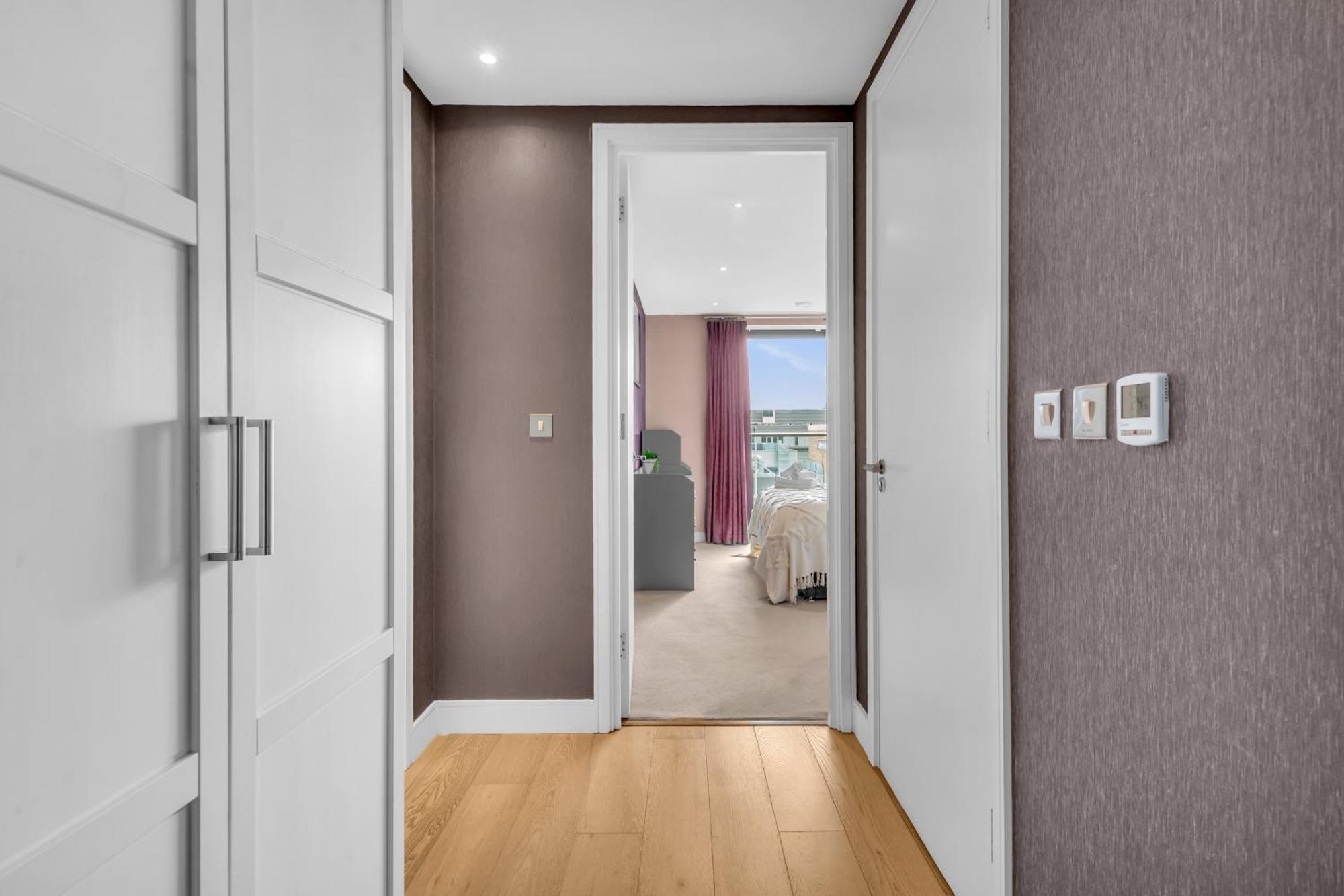 Mysquare Commercial Street * Londra