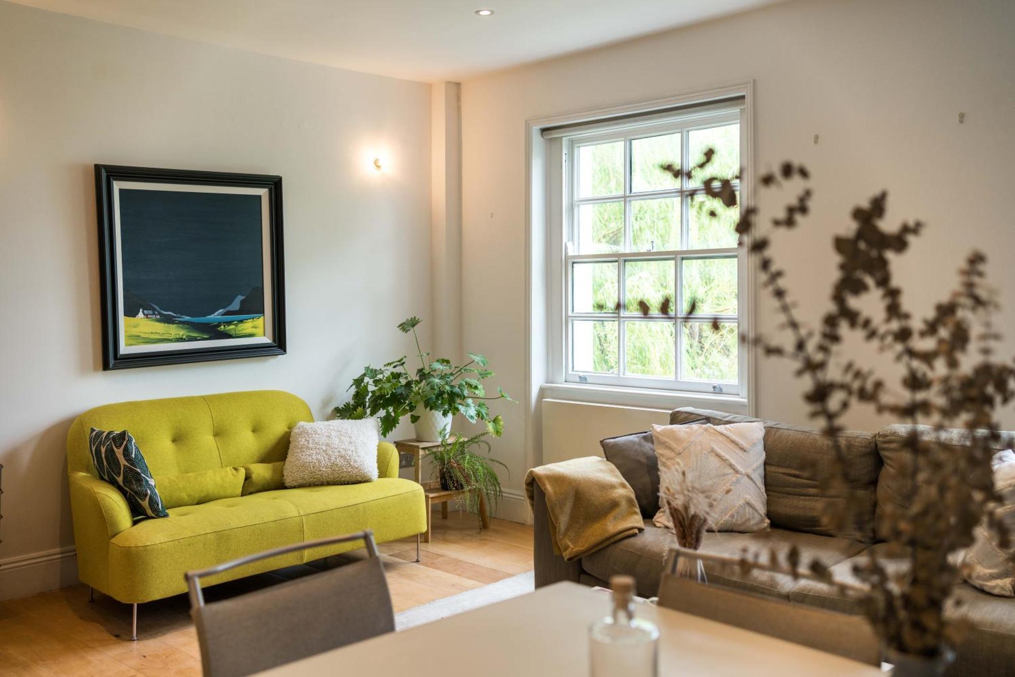 Stunning 2 Bed In Nothing Hill * Londen