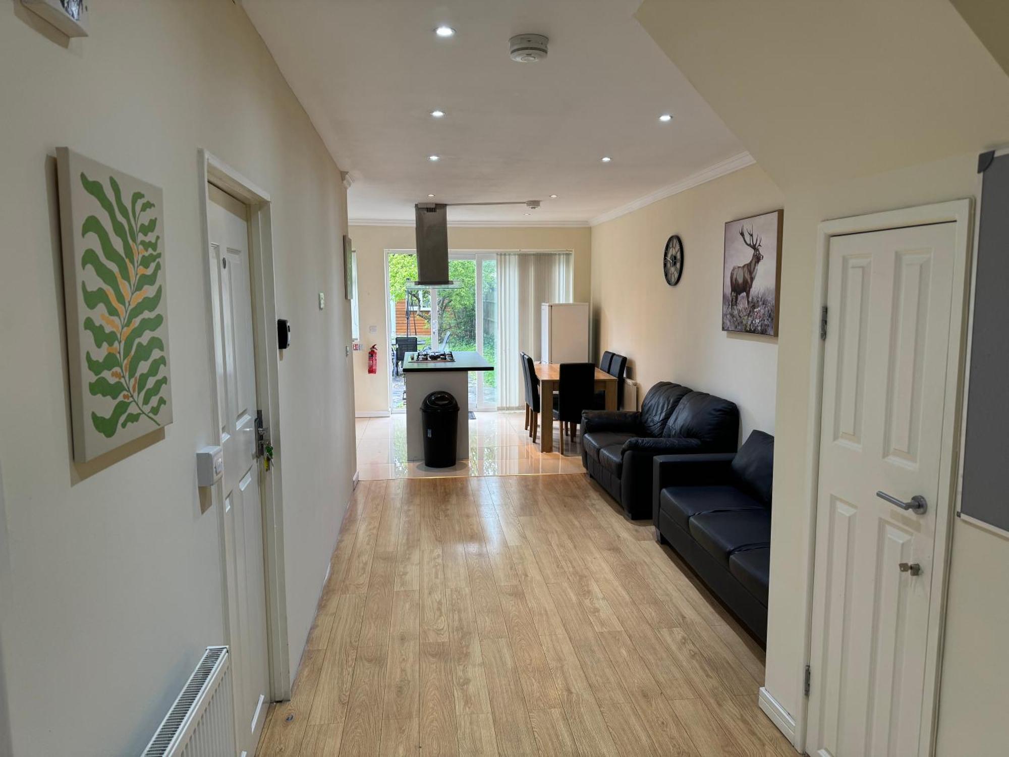 Luxurious Double Homestay London