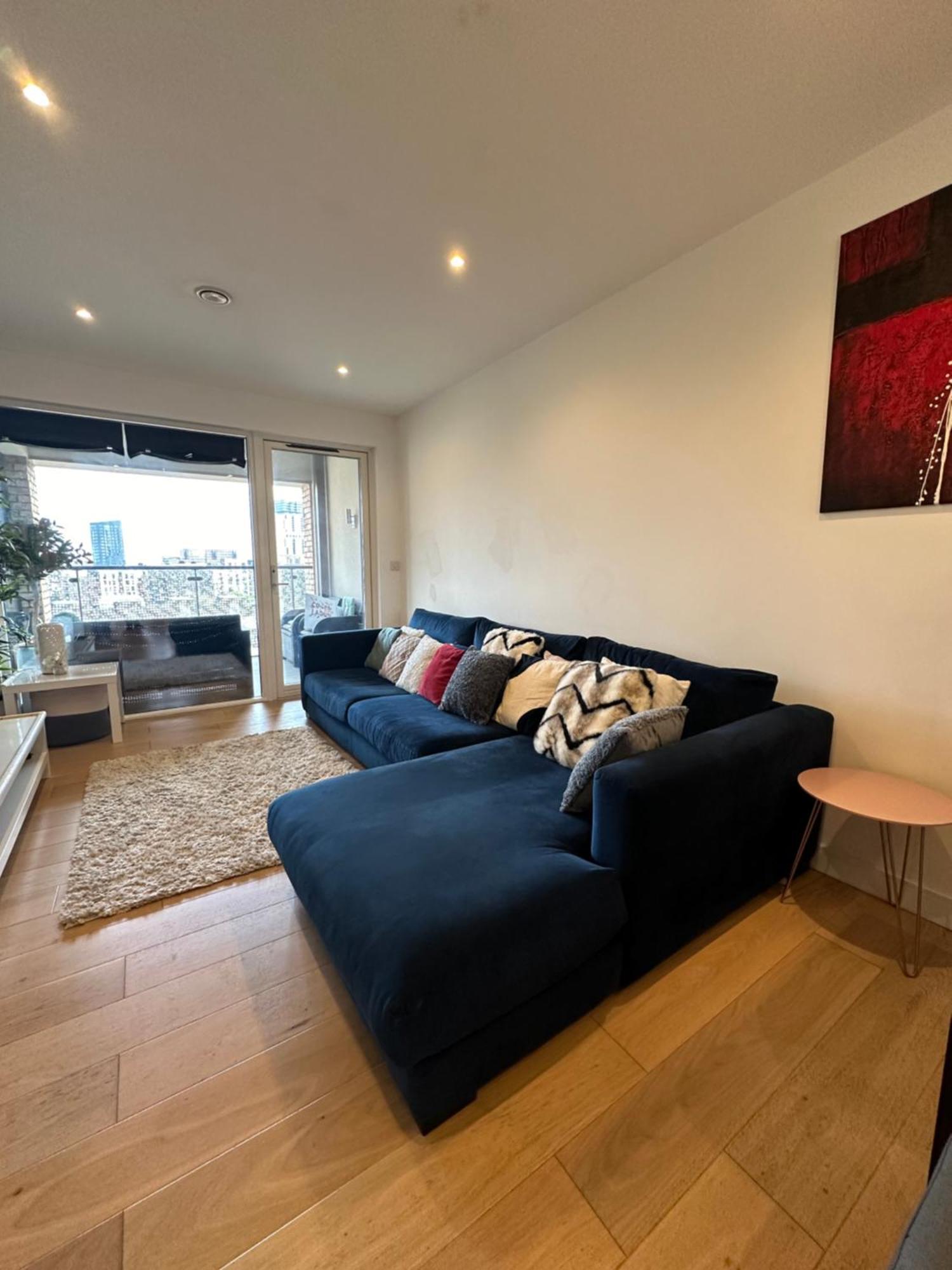 Luxury 3 Bedroom Flat In Stratford, Appartamento