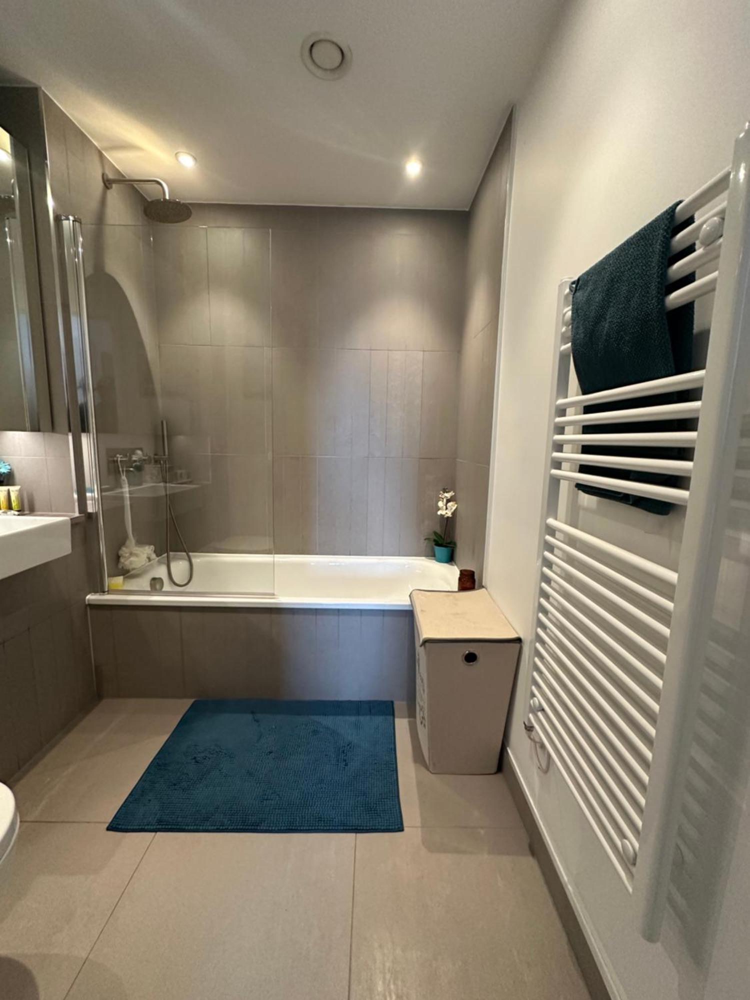 Luxury 3 Bedroom Flat In Stratford, Lejlighed *