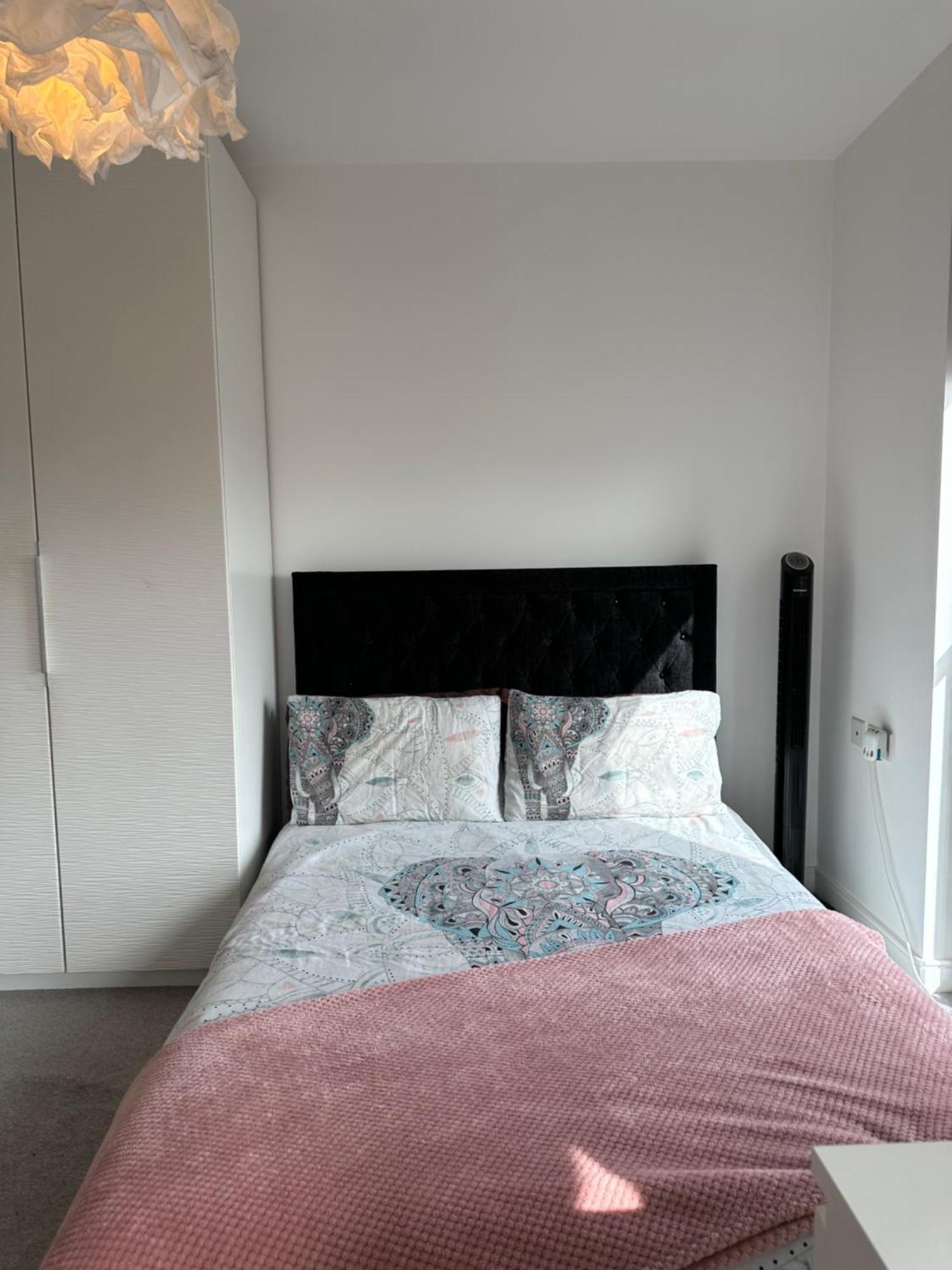 Luxury 3 Bedroom Flat In Stratford, Appartamento Londra