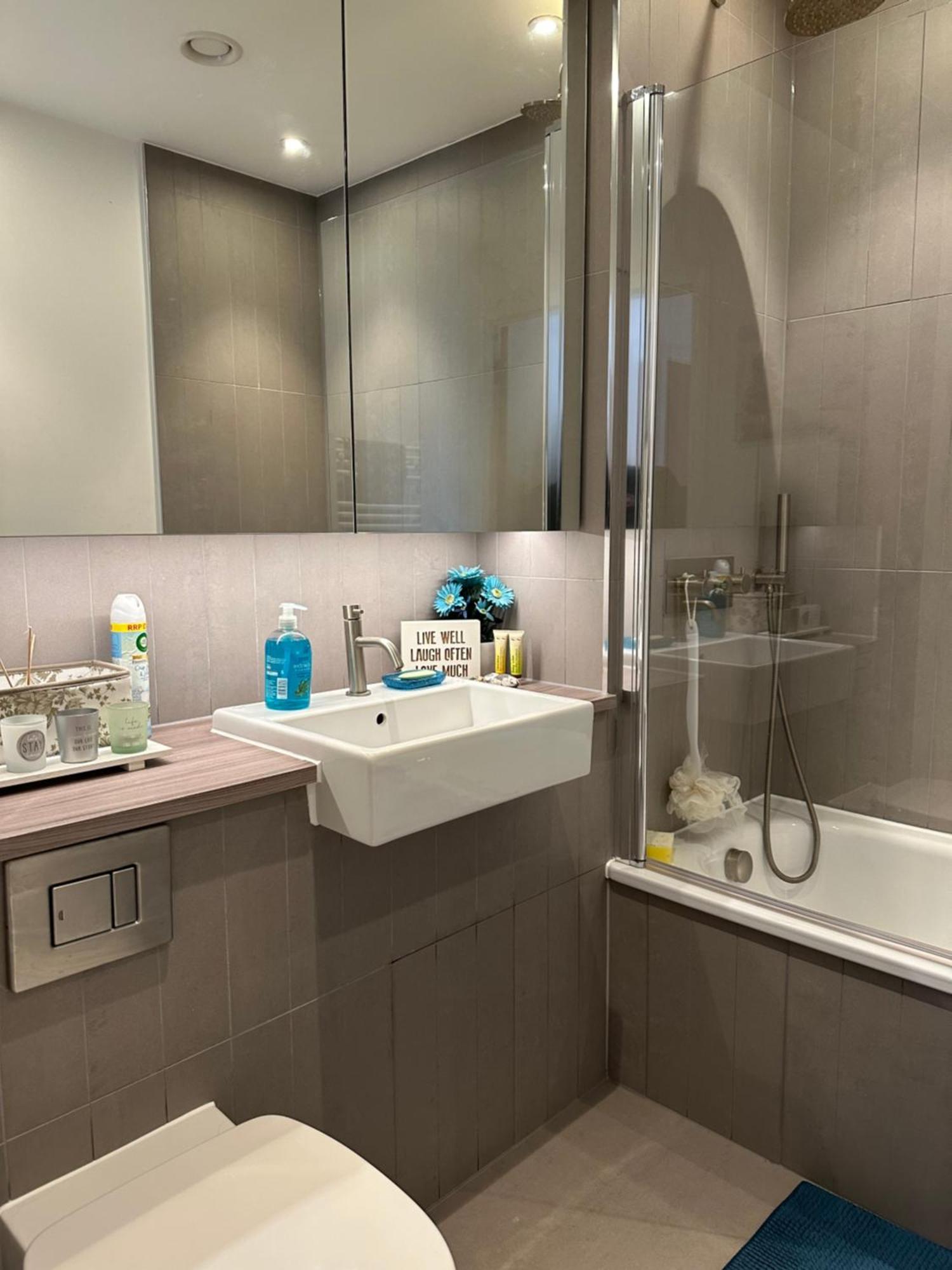 Appartamento Luxury 3 Bedroom Flat In Stratford, Londra