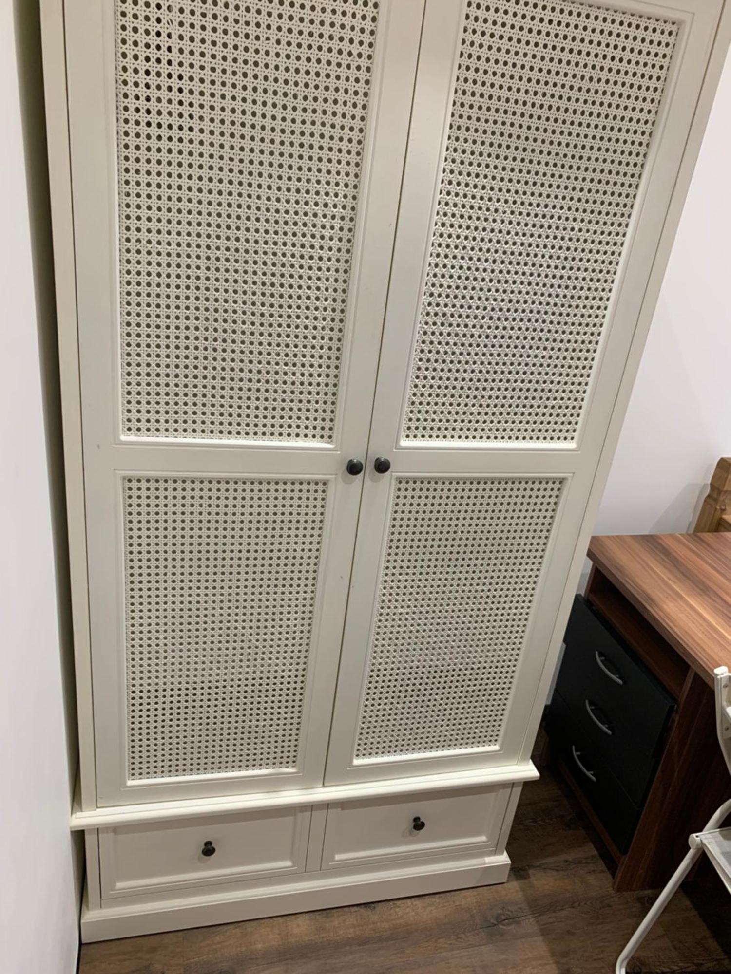 Privatunterkunft Private Renovated With Standard Size Brown Desk In Se9 6pg *
