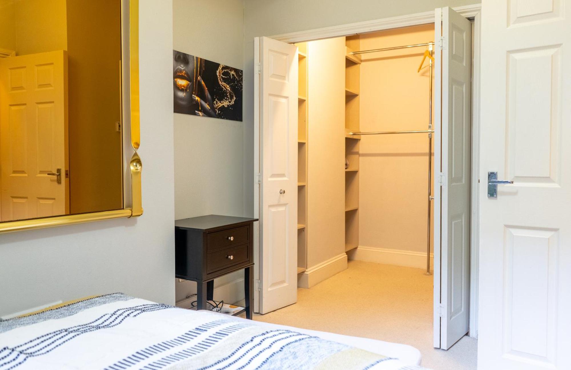Cozy And Comfy Flat In Earls Court * London