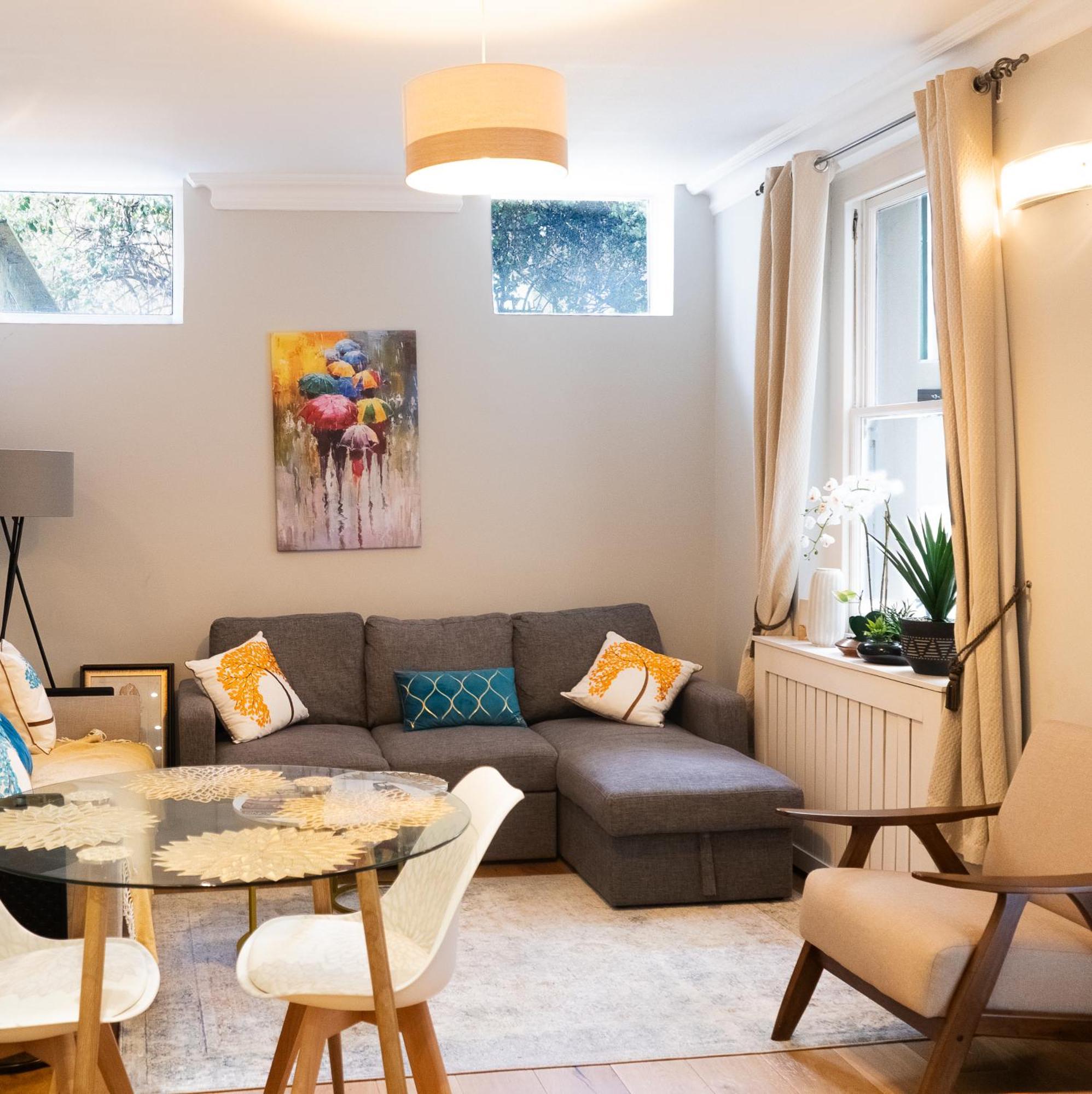 Cozy And Comfy Flat In Earls Court Leilighet