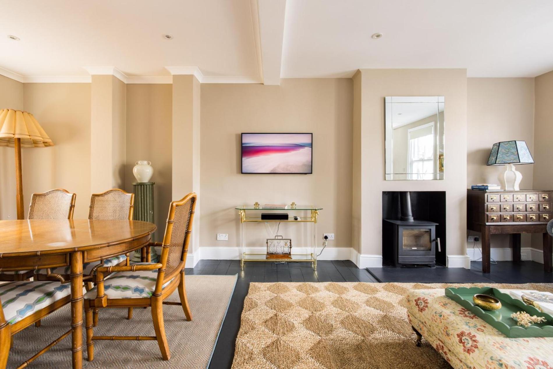 The Thames Embrace 3 Bedroom And Garden House In Battersea * London