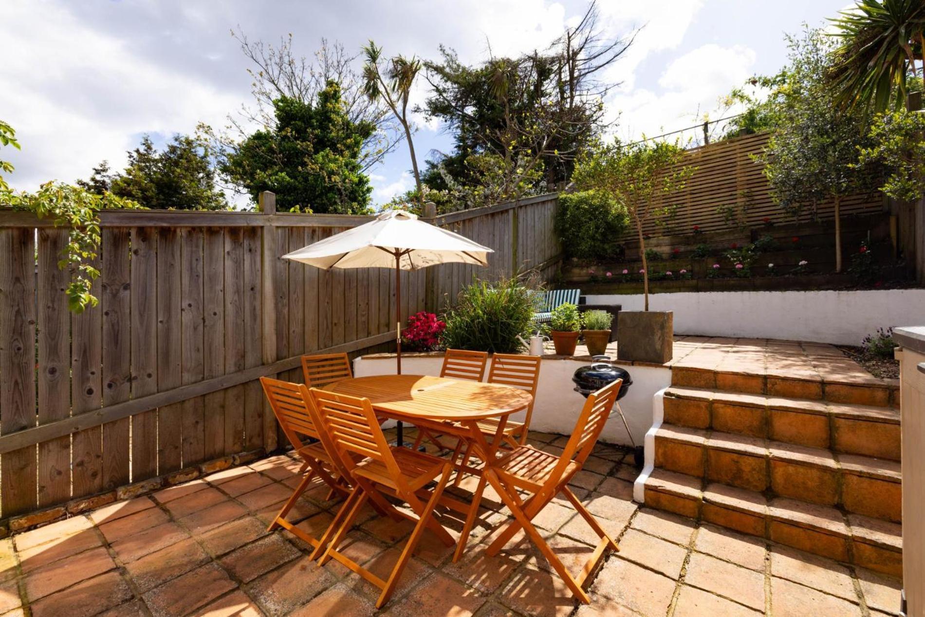 The Thames Embrace 3 Bedroom And Garden House In Battersea * London