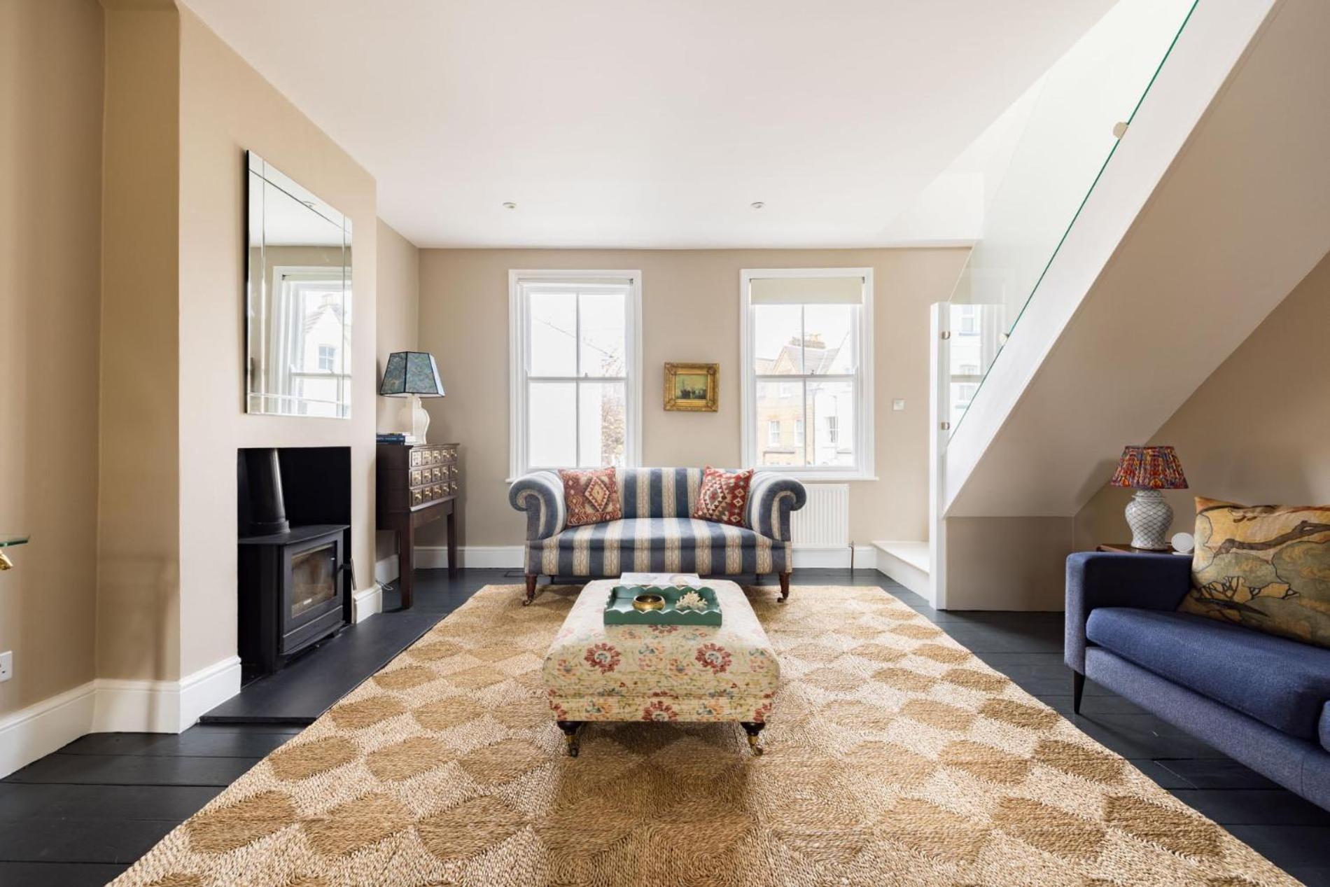 Apartment The Thames Embrace 3 Bedroom And Garden House In Battersea London