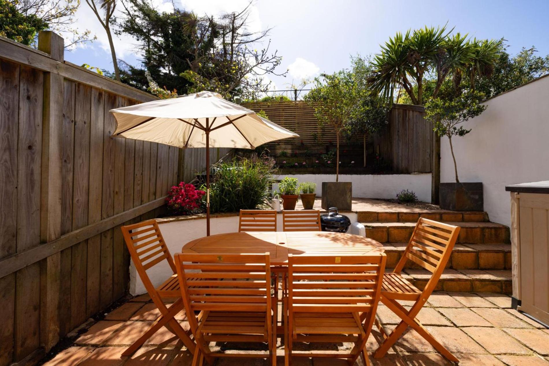The Thames Embrace 3 Bedroom And Garden House In Battersea Apartment London