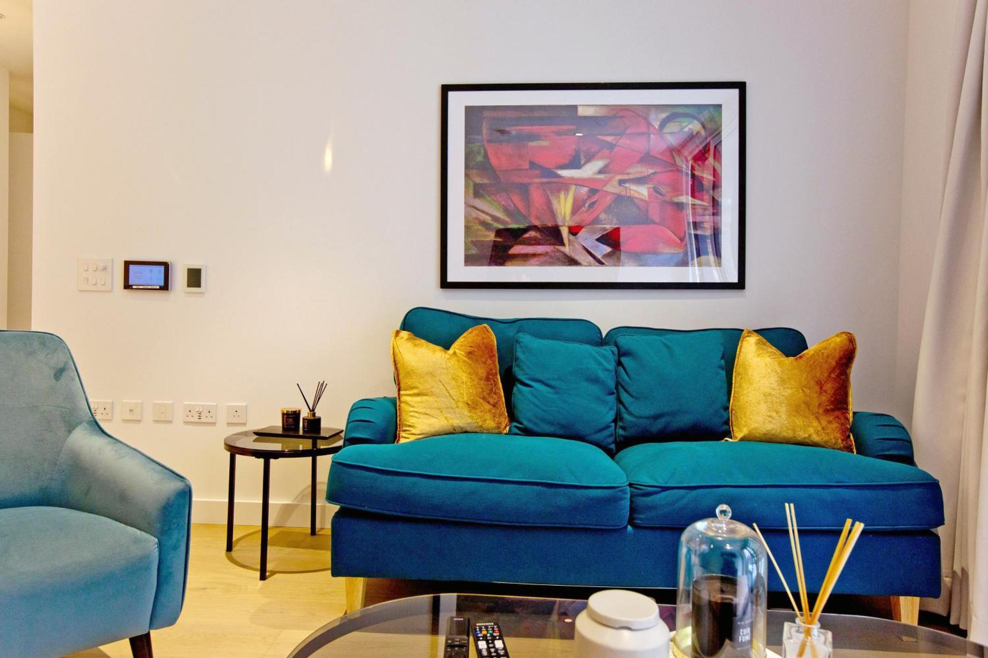 Luxury Retreat Apartment *