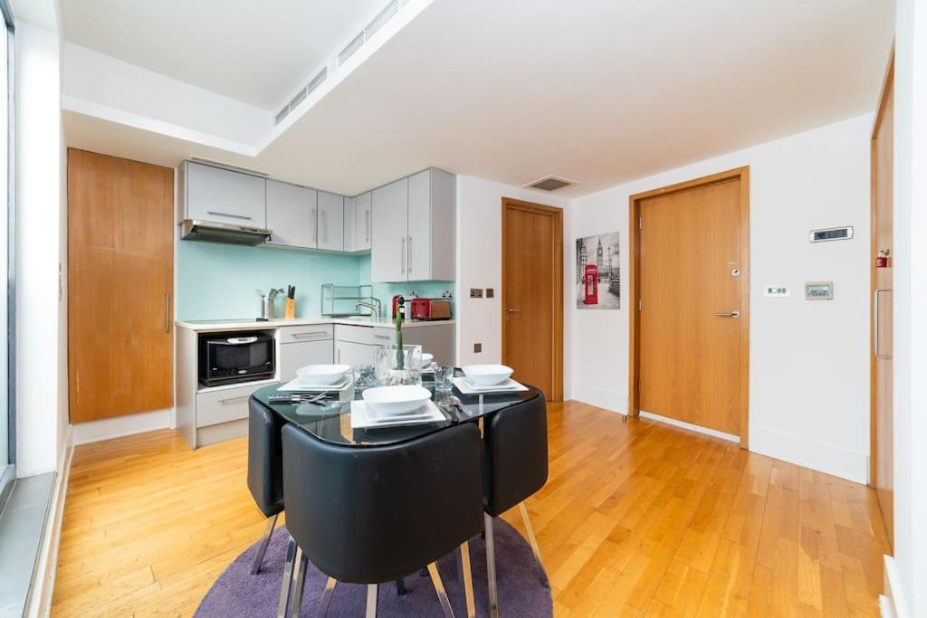 Piccadilly Circus-west End Central Studio * Londra
