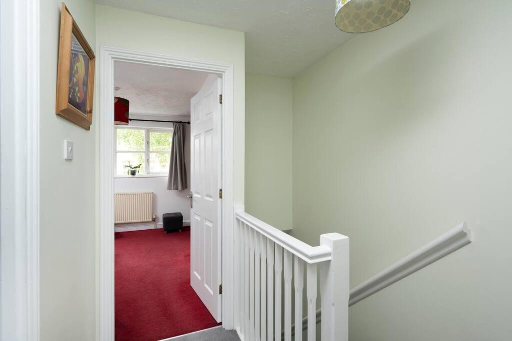 Victoria Park 2 Bedroom House W/ Garden & Parking Holiday home