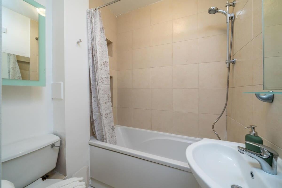 Of - Lovely Two Bedroom