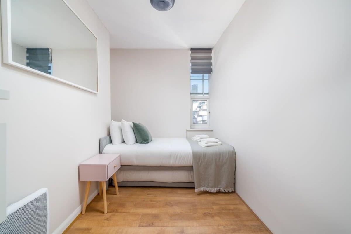 Of - Lovely Two Bedroom