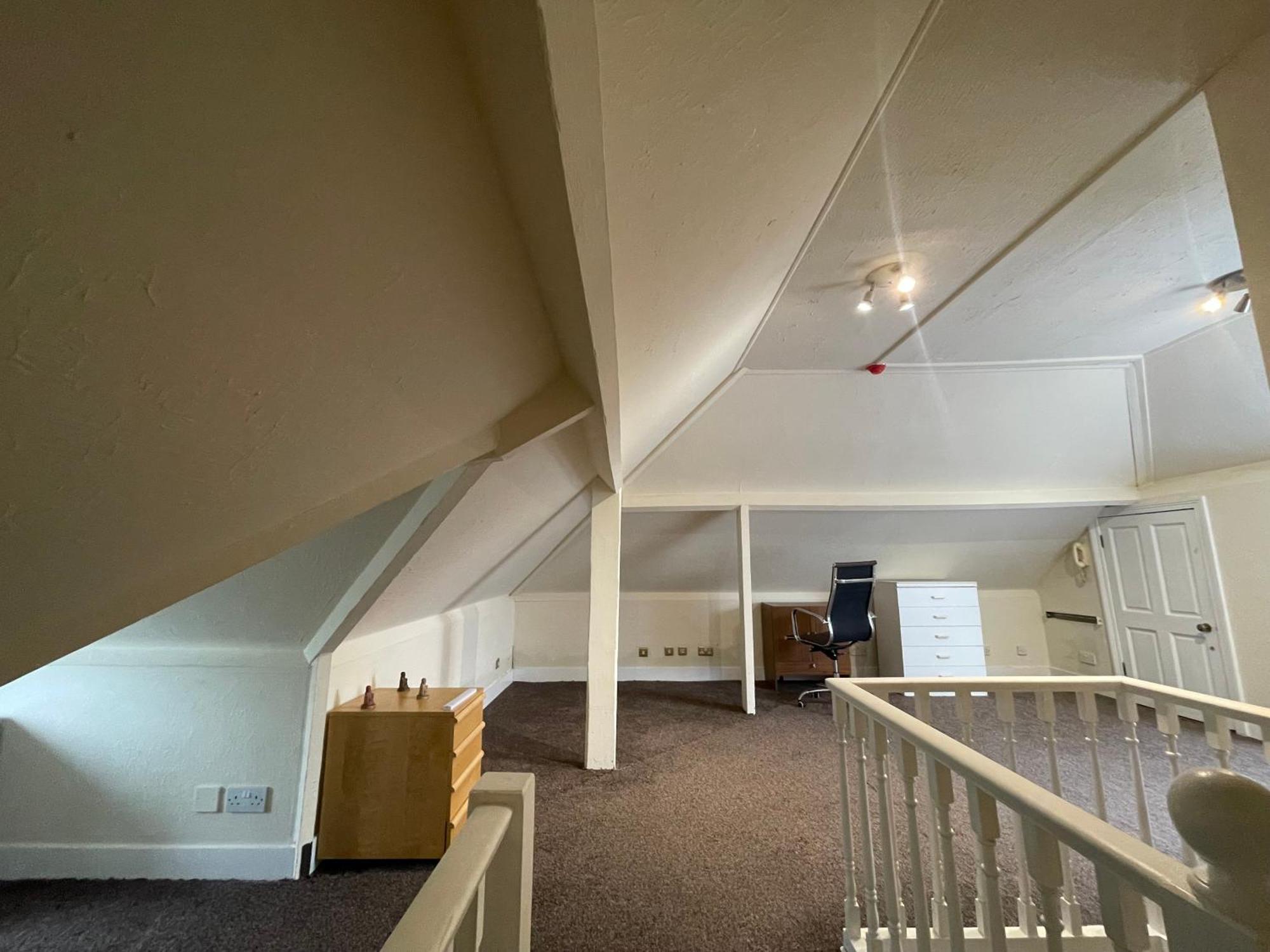 Rum i privatbostad With Private Bathroom And Shared Kitchen