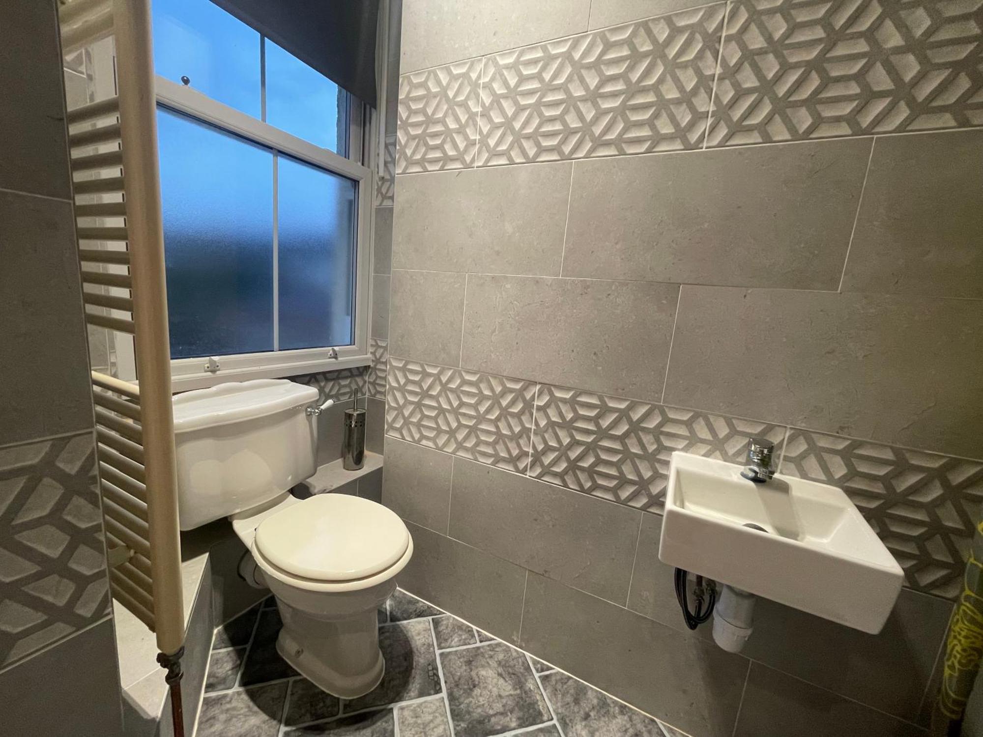 With Private Bathroom And Shared Kitchen *