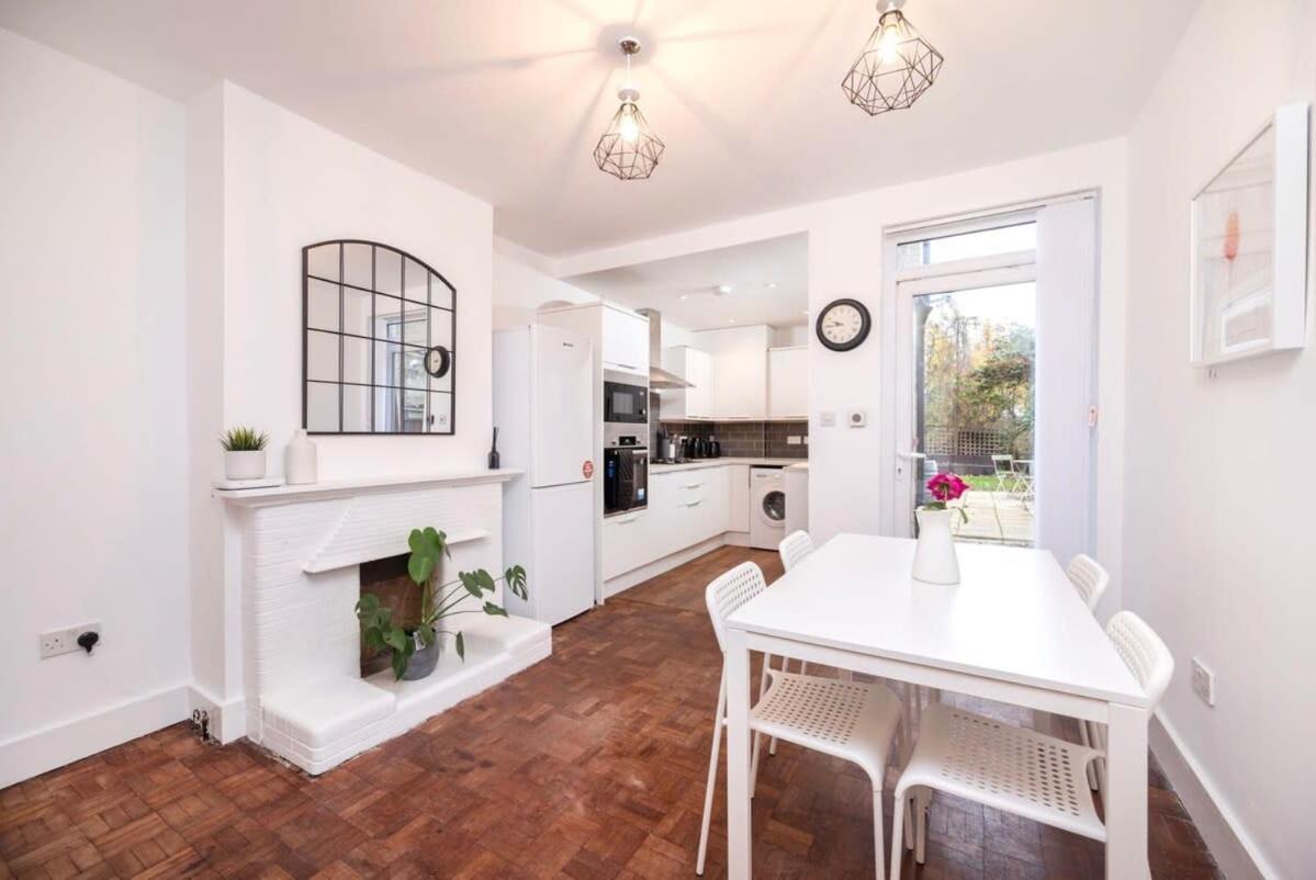 Lovely 2br House In Norwood Junction Vakantiehuis