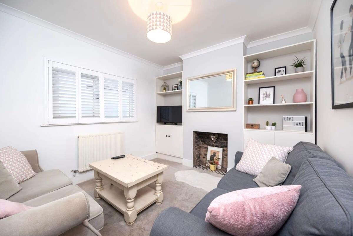 Vakantiehuis Lovely 2br House In Norwood Junction *