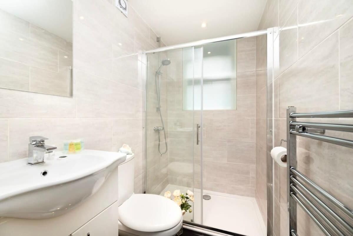 Cozy 1 Bedroom Flat In Greater * London