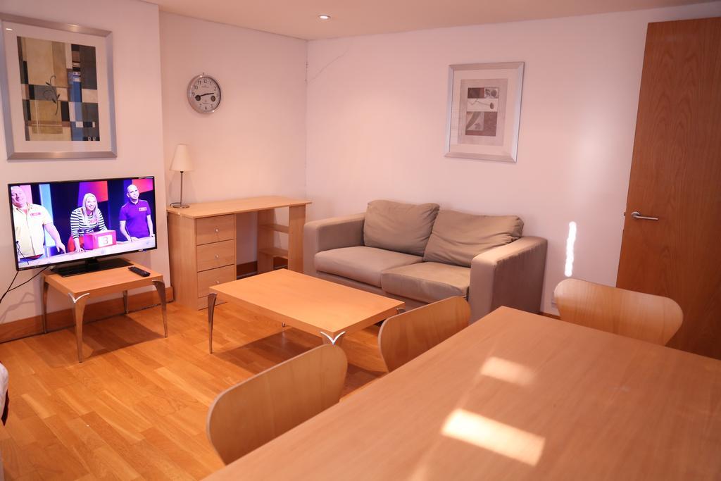 Paddington Southwick Street Apartments * London