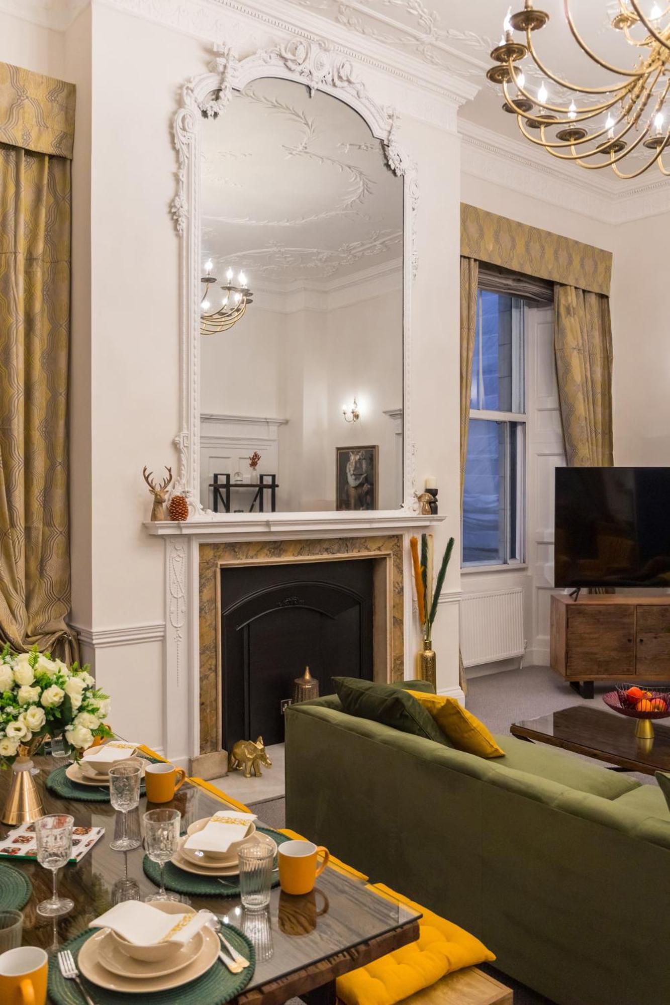 Luxury 3 Bedroom Duplex With Pool Table - 4hs * Londen