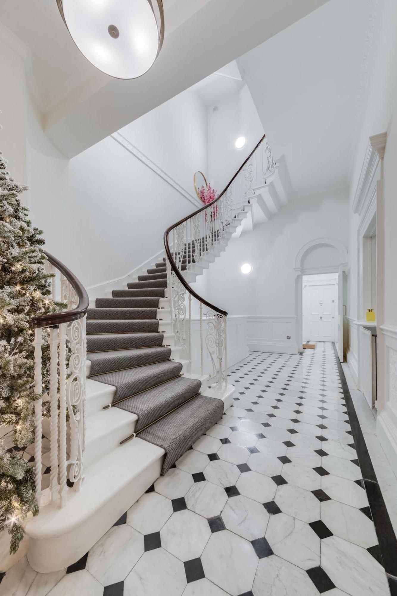 Appartement Luxury 3 Bedroom Duplex With Pool Table - 4hs