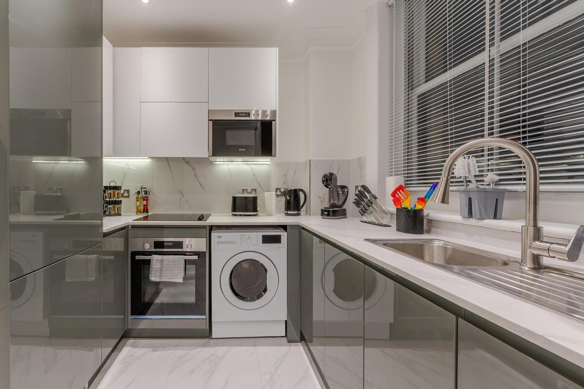 Apartment Modern Luxury 3bed 3bathroom Retreat 6hs