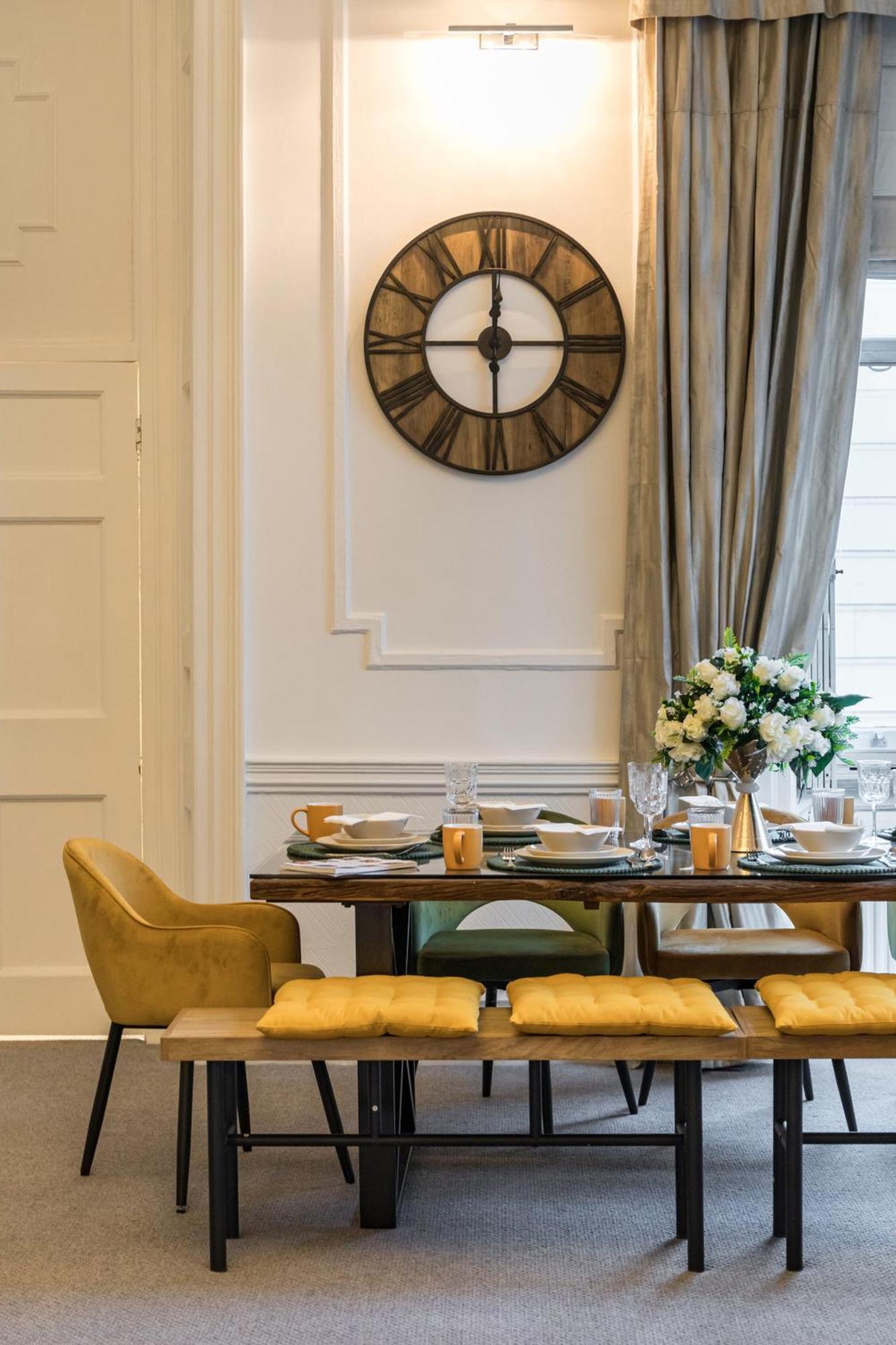 Stylish 3 Bedroom Luxury In Harley Street - 3hs Leilighet London