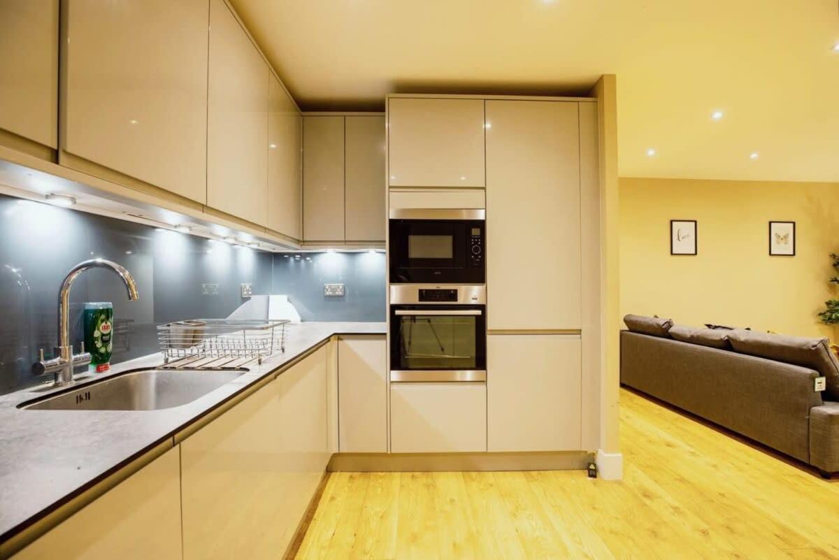 Modern 2br Flat Style And Comfort Combined
