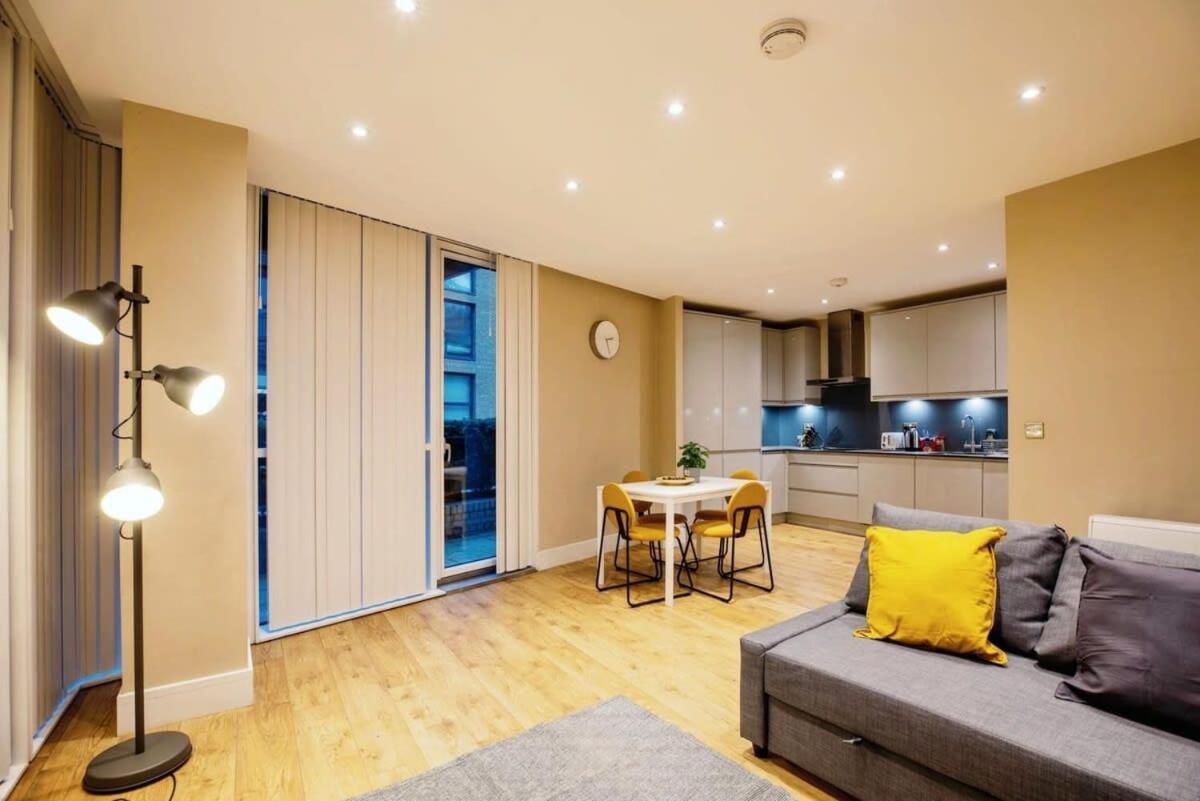 Modern 2br Flat Style And Comfort Combined Apartment