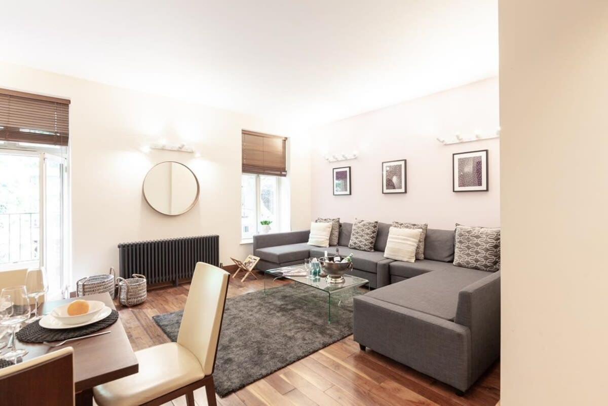 Appartamento Modern And Comfortable Air-conditioned 2br Flat