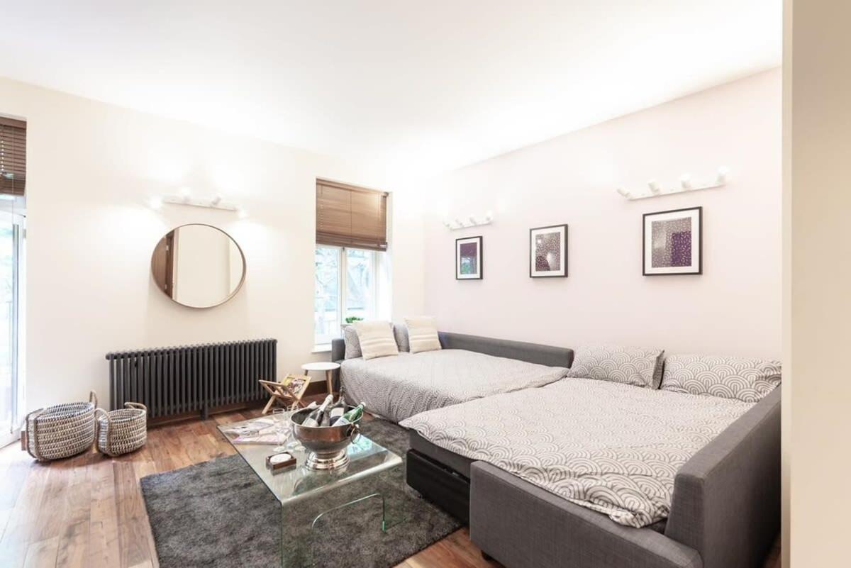 Modern And Comfortable Air-conditioned 2br Flat Appartamento *