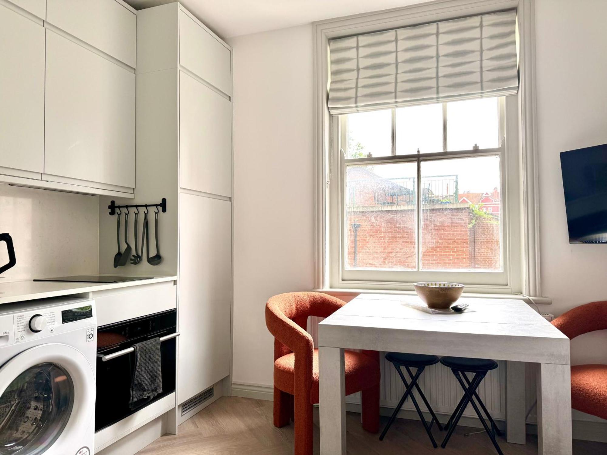Cozy And Bright One Bed In Marylebone Appartement Londen